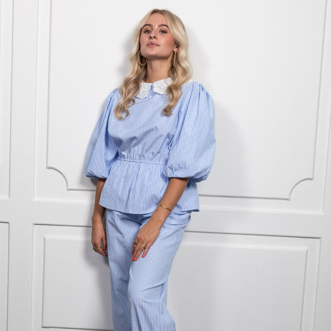 Stories from the Atelier Beach Lovers Bluse Light Blue