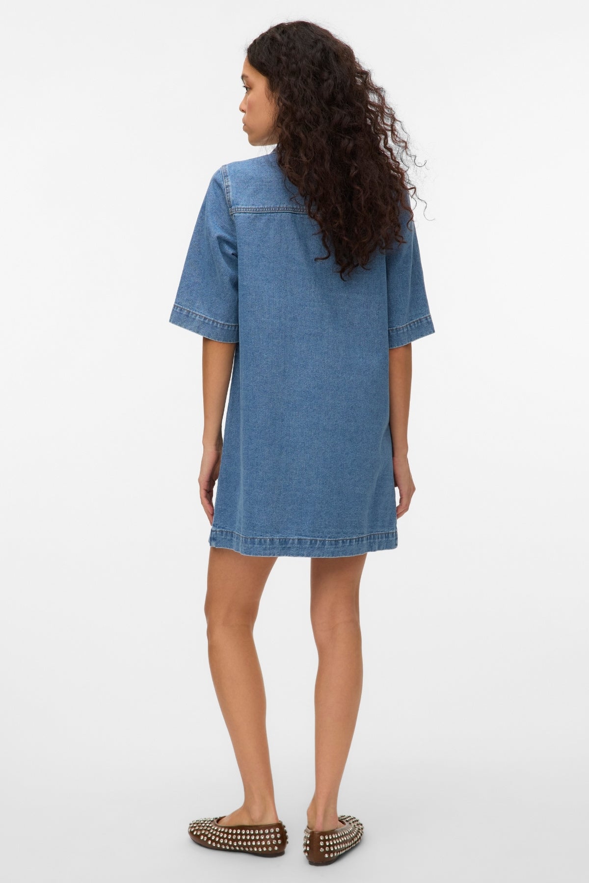 Fenja Kort Denim Kjole - Medium Blå Denim