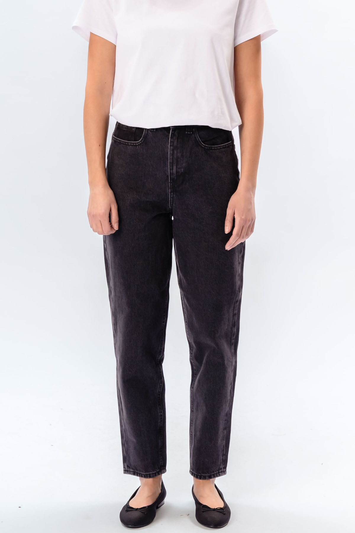 De Originale Performance Mom Jeans - Washed Black Denim Online nu