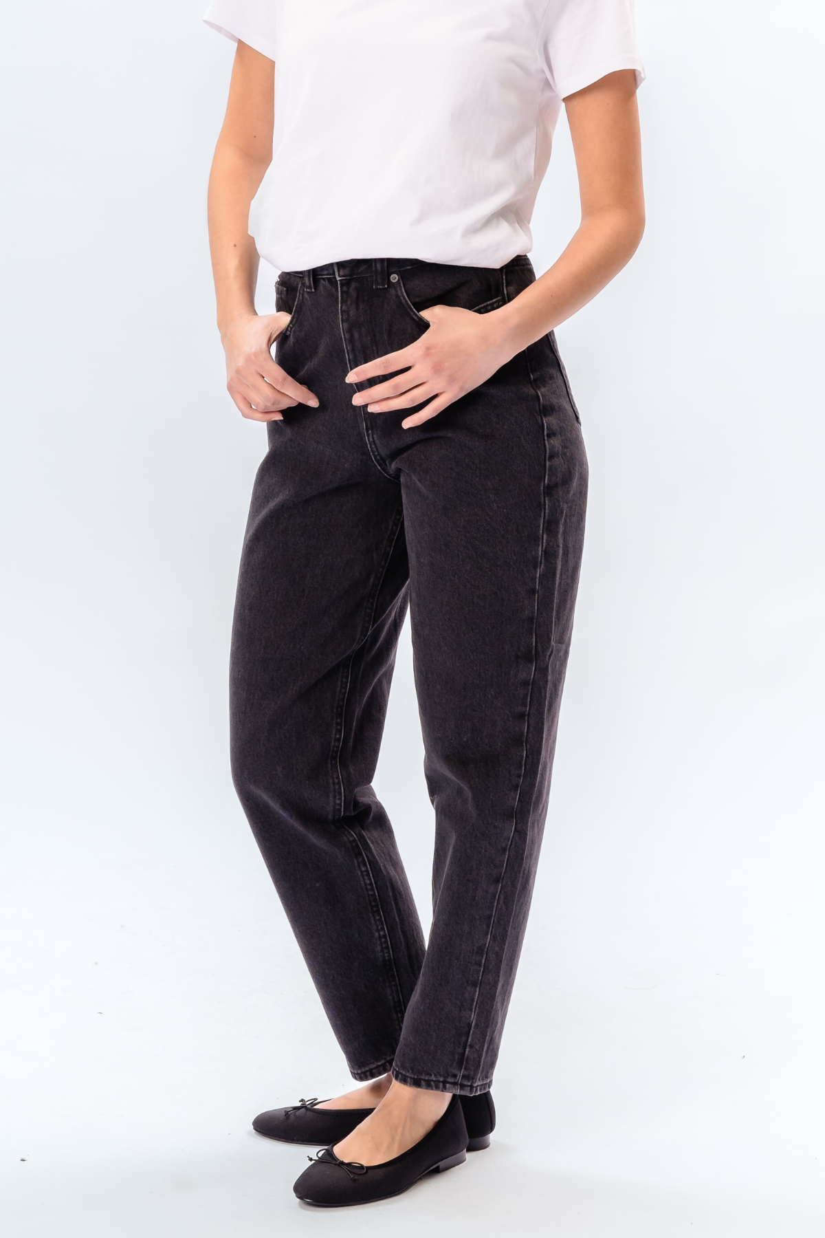 De Originale Performance Mom Jeans - Washed Black Denim Online nu