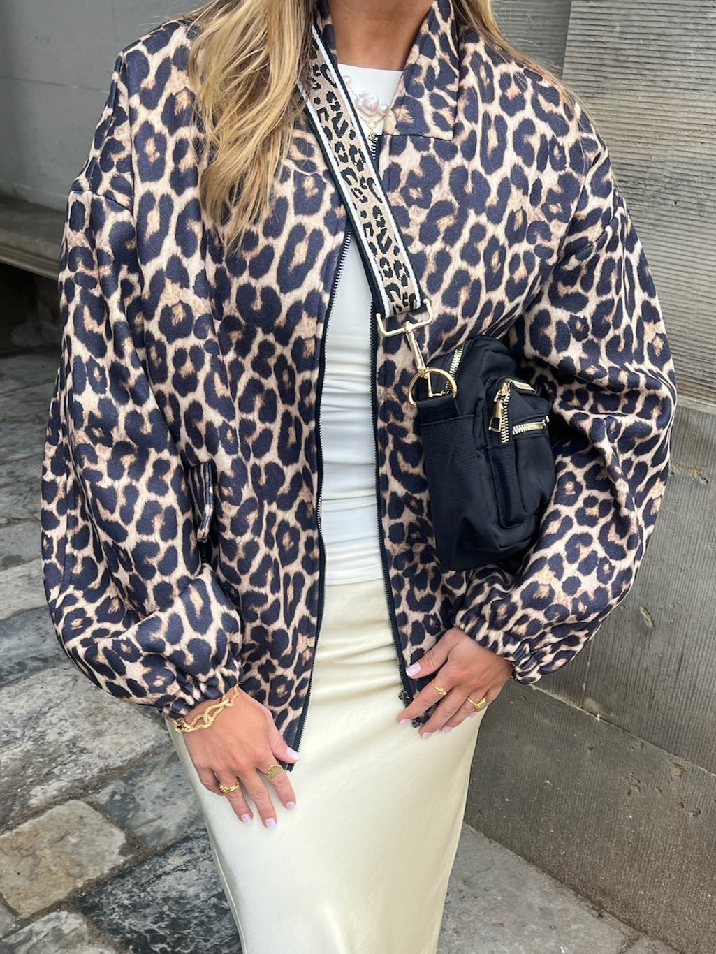Black Colour Leo Bomber Jakke Leopard