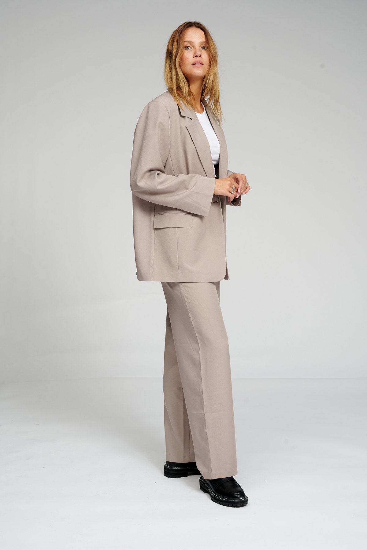 Oversized Suit - Grå (V.I.P) (Visma Logbuy)