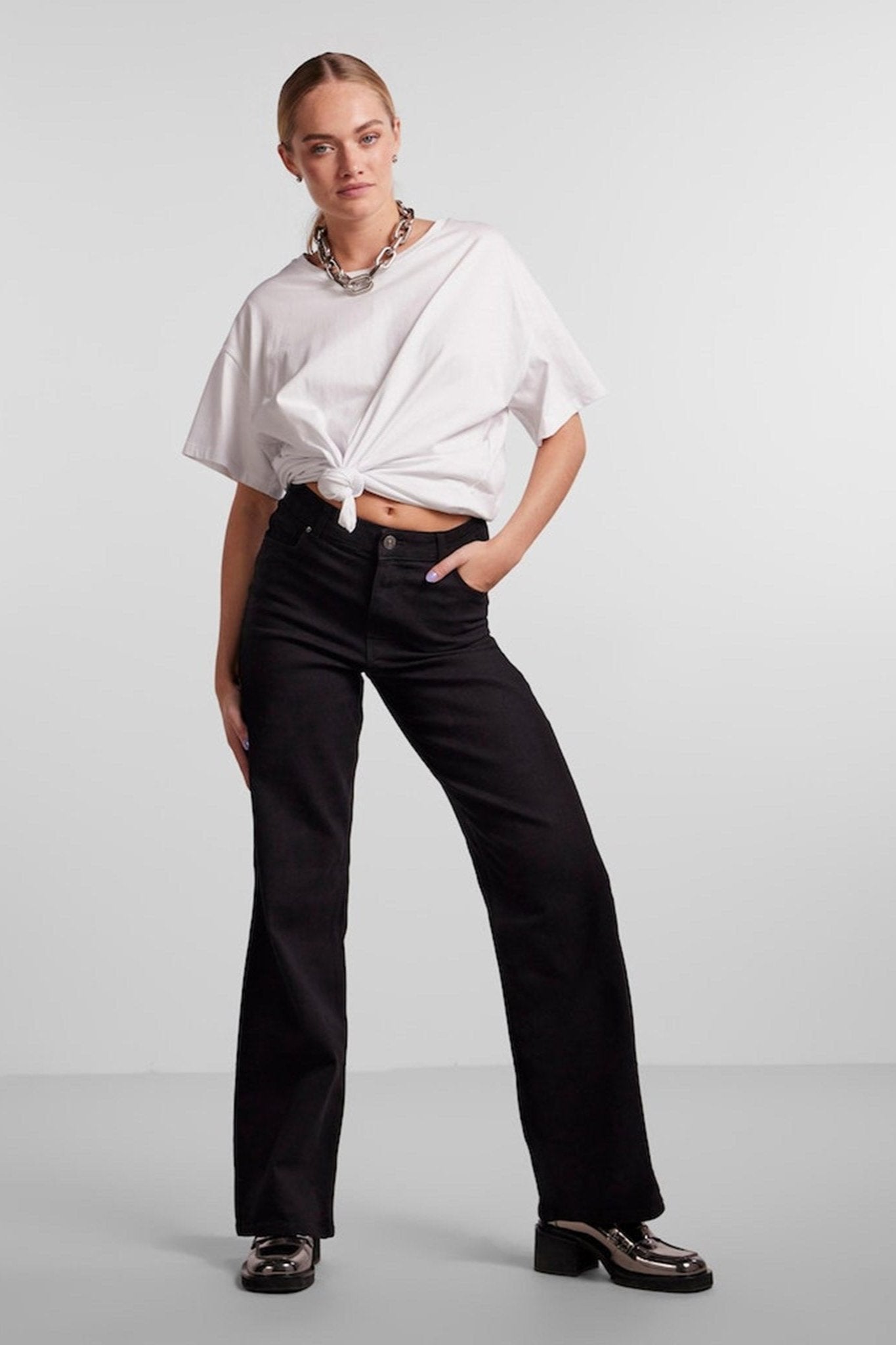 Peggy Wide Jeans - Sort Udsalg