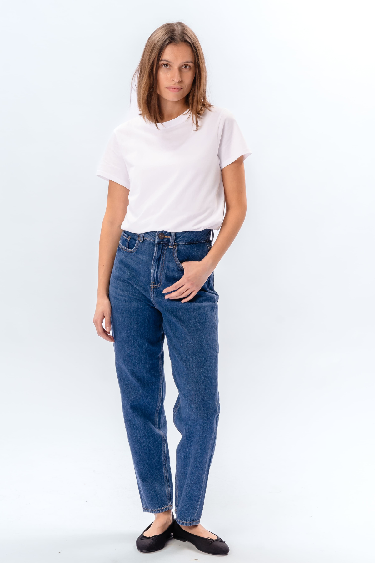 De Originale Performance Mom Jeans - Medium Blue Denim Hot på udsalg