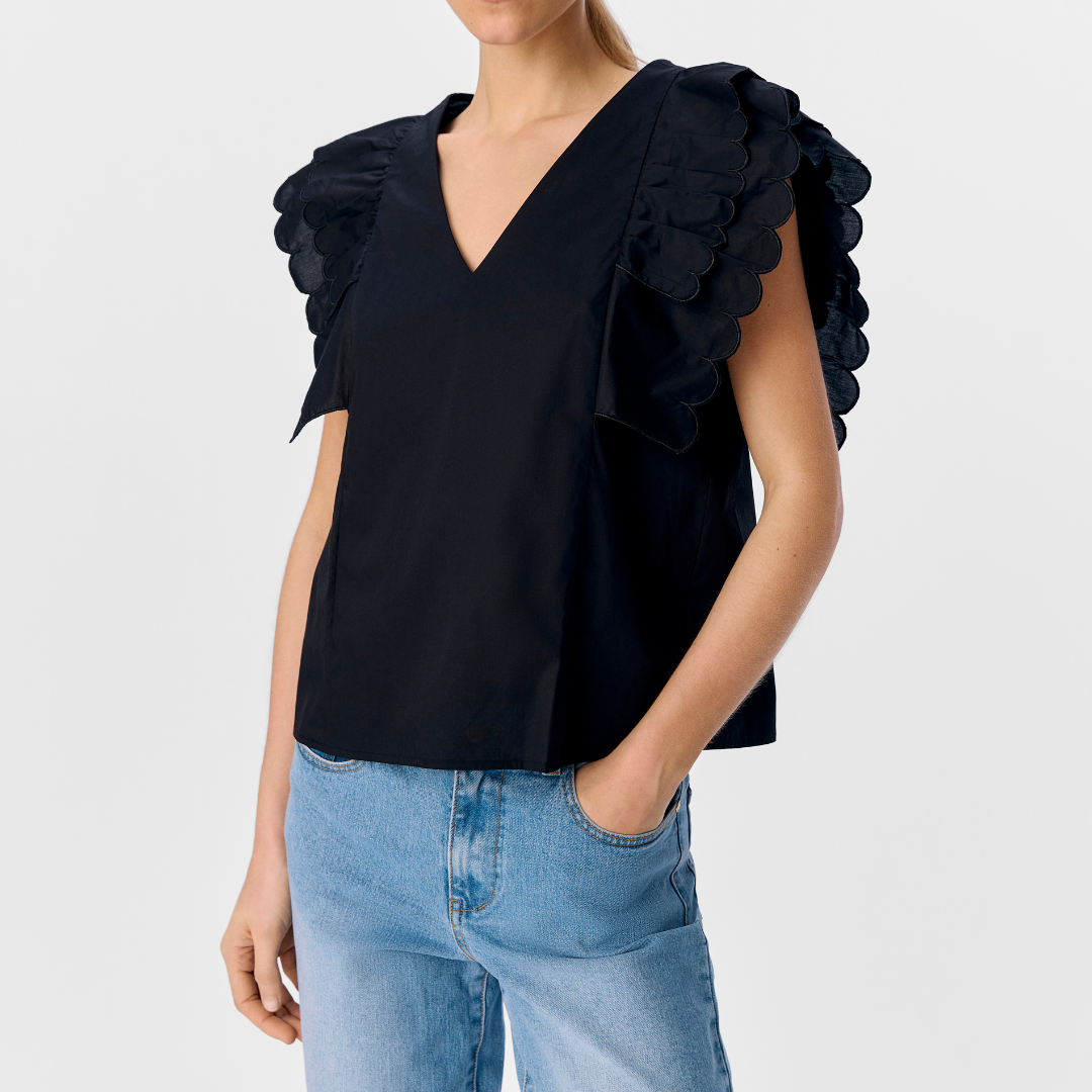 Object Hope Papaya Nour SS Top Black