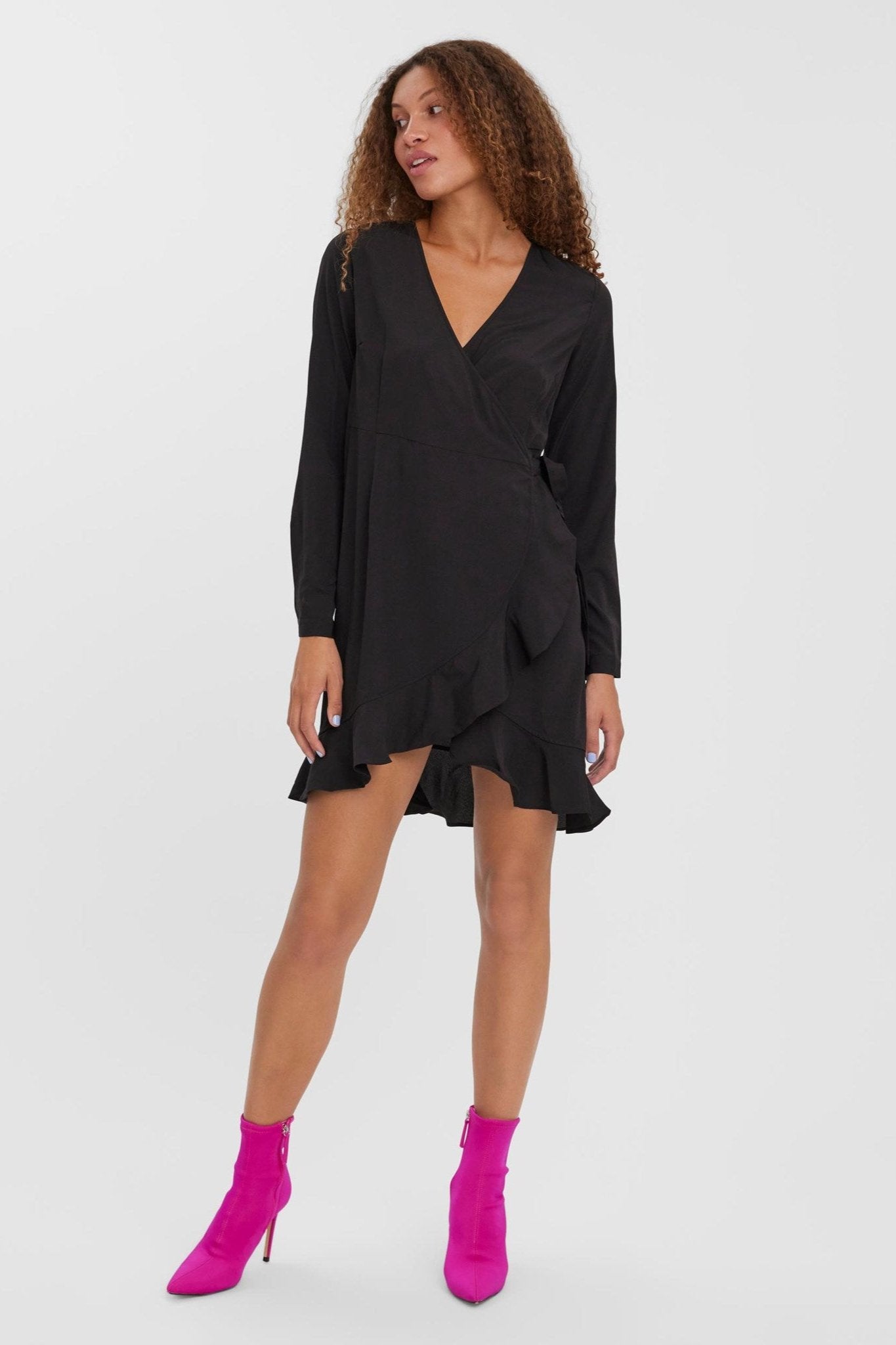 Henna Wrap Frill Kjole - Sort