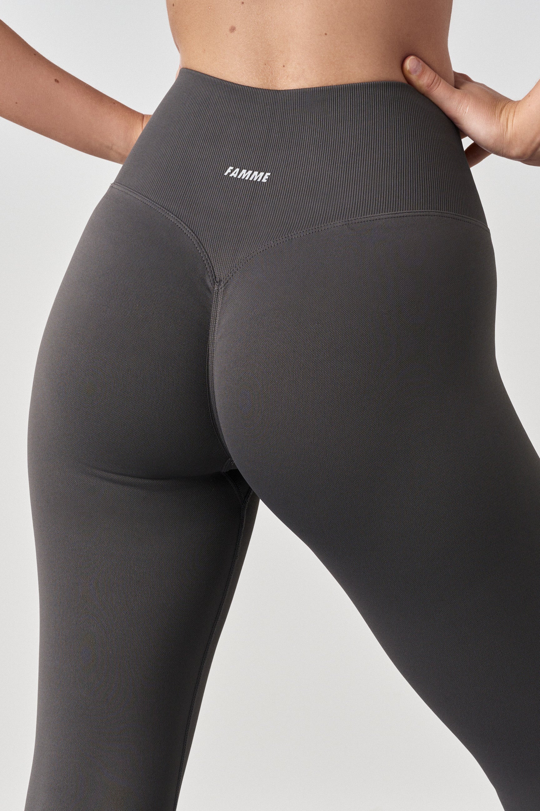 Invisible Scrunch Leggings