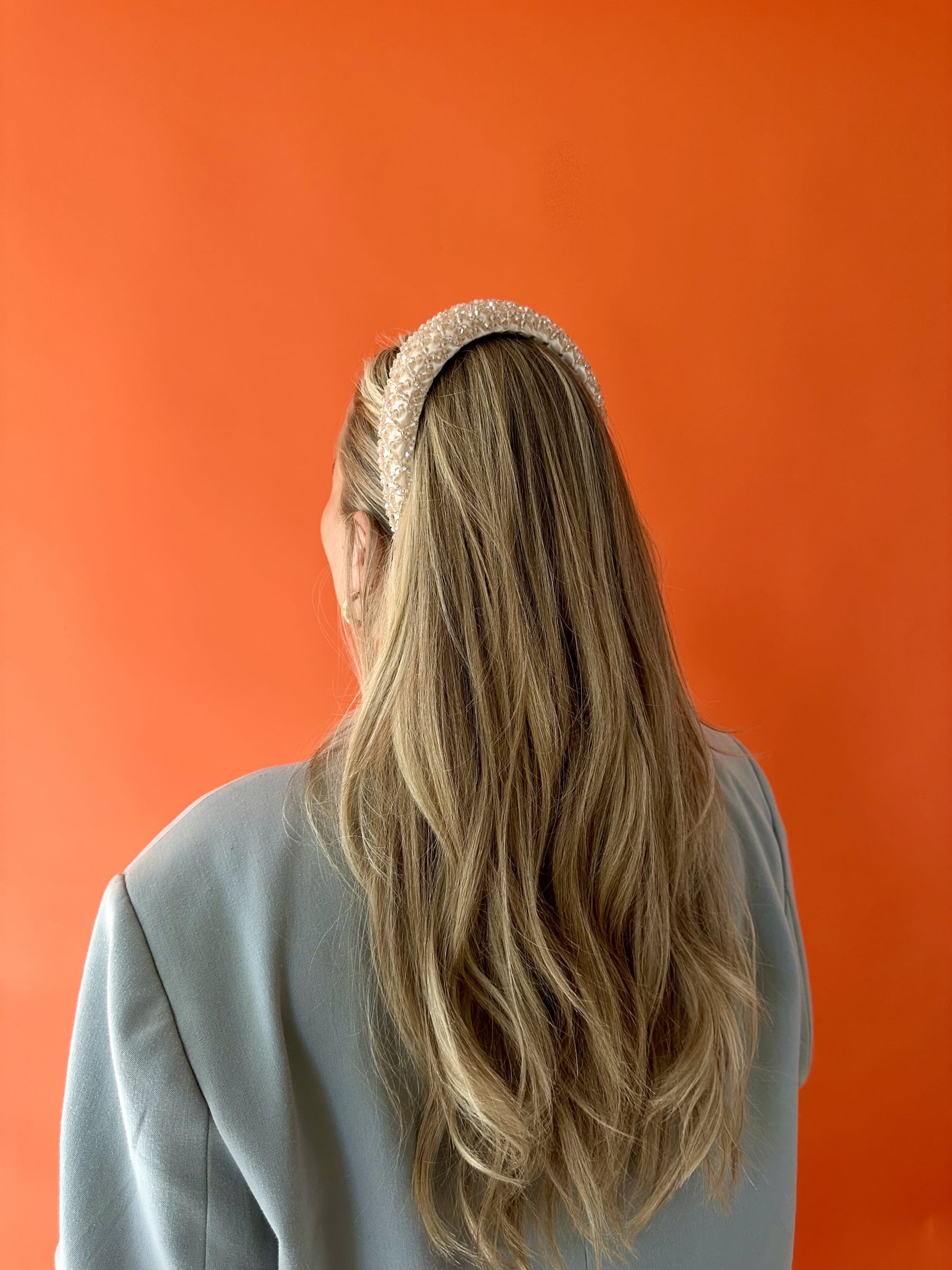 Sui Ava Club Hårbøjle Beige