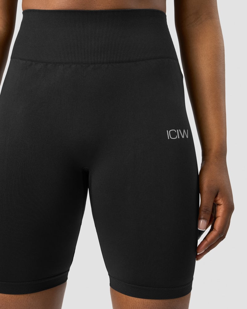 Define Seamless Biker Shorts
