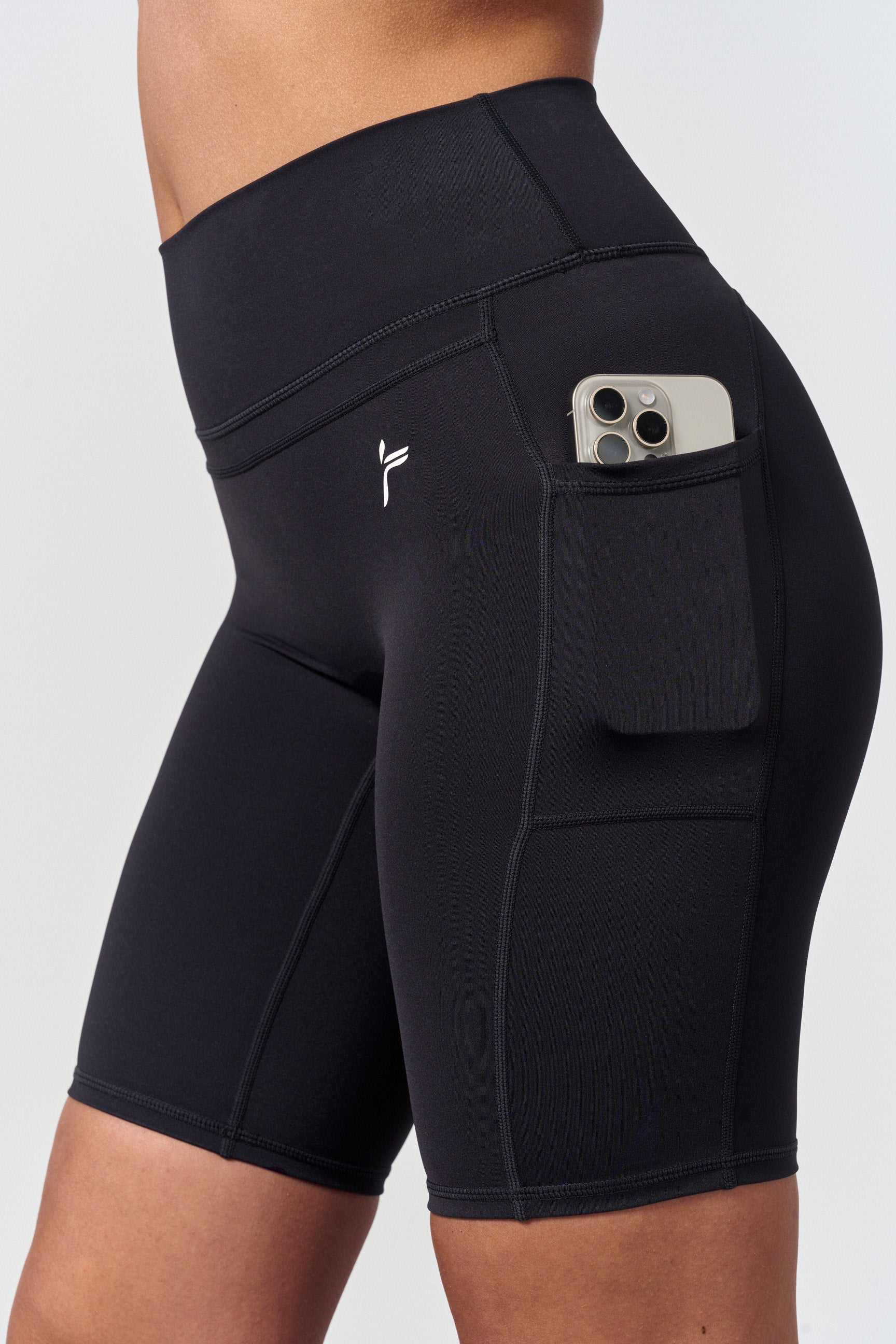 Long Techna Shorts