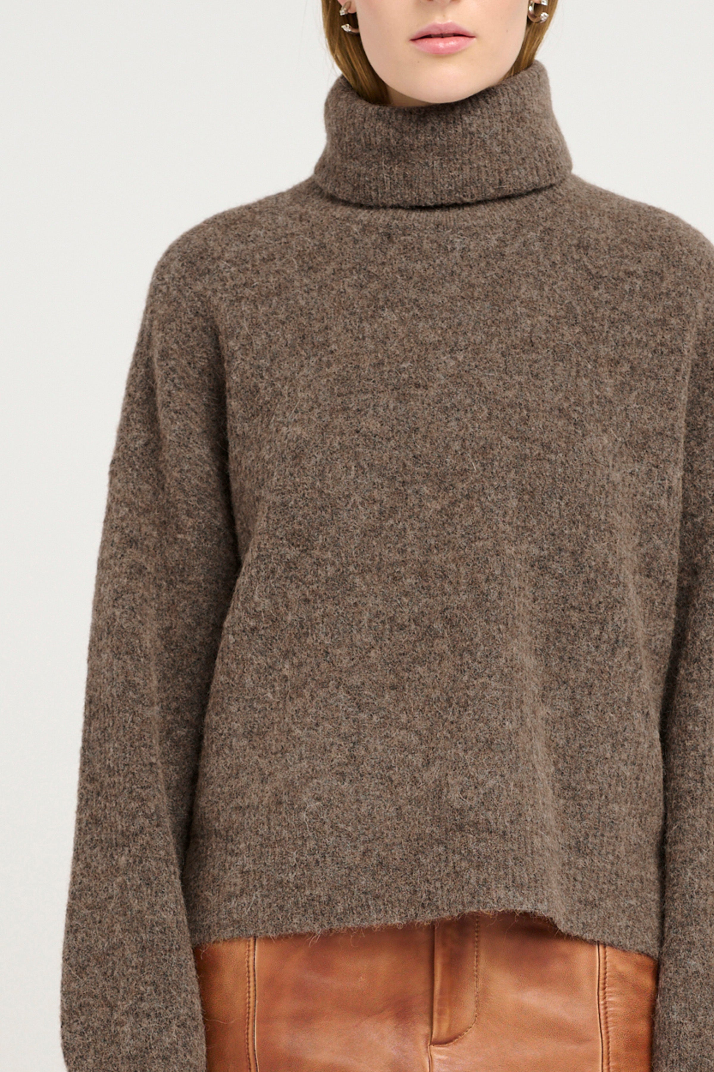Gestuz Alpha Rollneck Strik Dark Sand Melange NO25