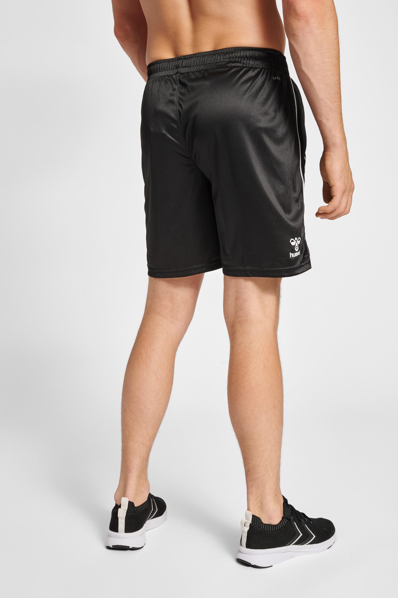 Hmlcore Xk Poly Coach Shorts
