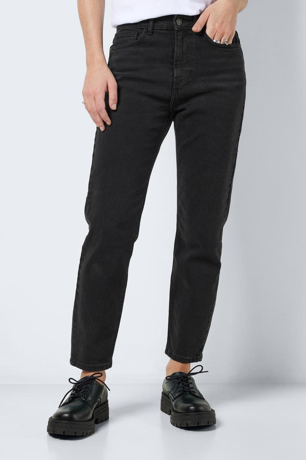 Moni Hw Straight Ank Black Jeans