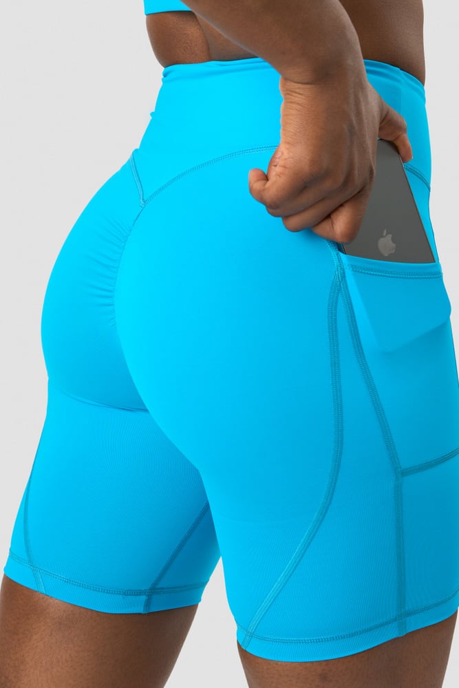 Scrunch v-shape pocket biker shorts