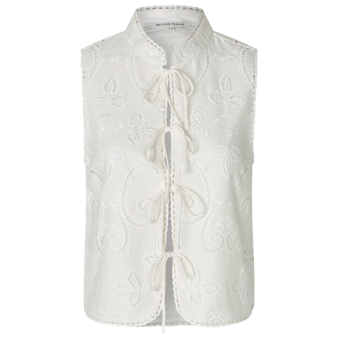 Second Female Vilma Top White