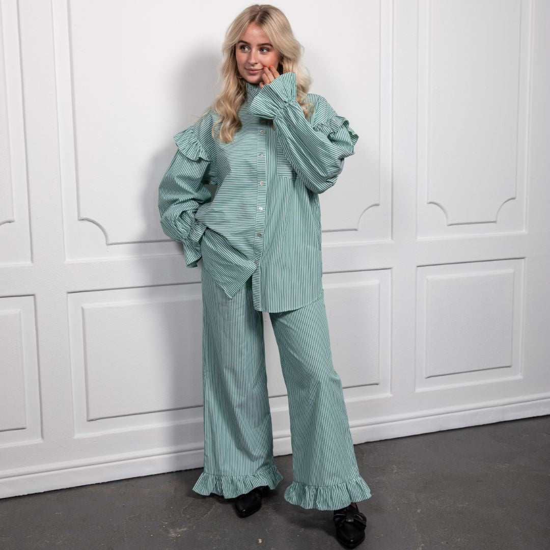 Stories from the Atelier Ocean Vibes Bukser Green