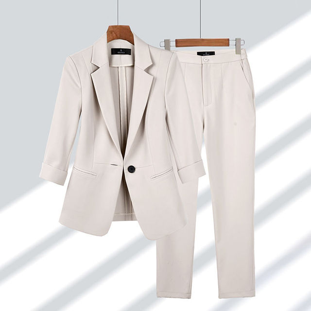 Clara | Figursyet blazer og bukser