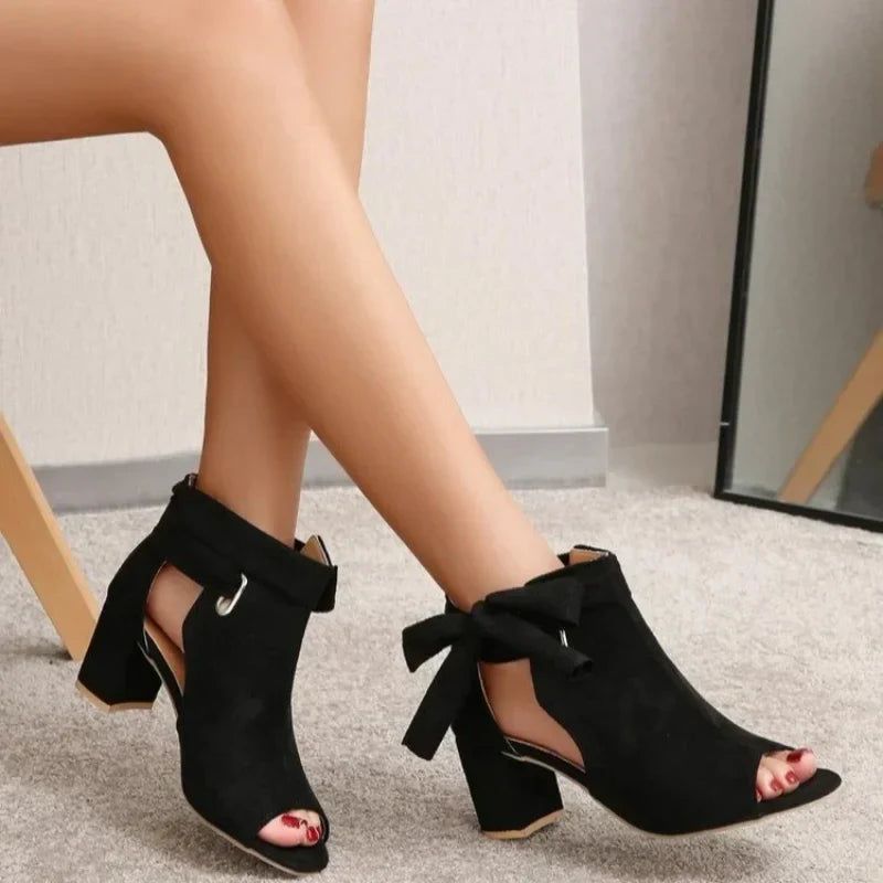Freja | Stylish retro heels Udsalg