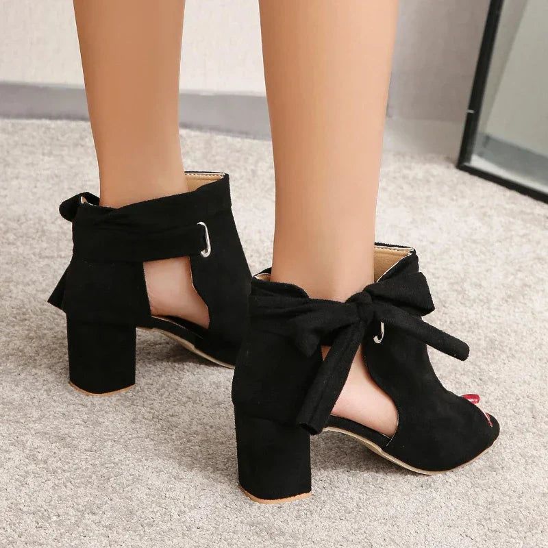 Freja | Stylish retro heels Udsalg