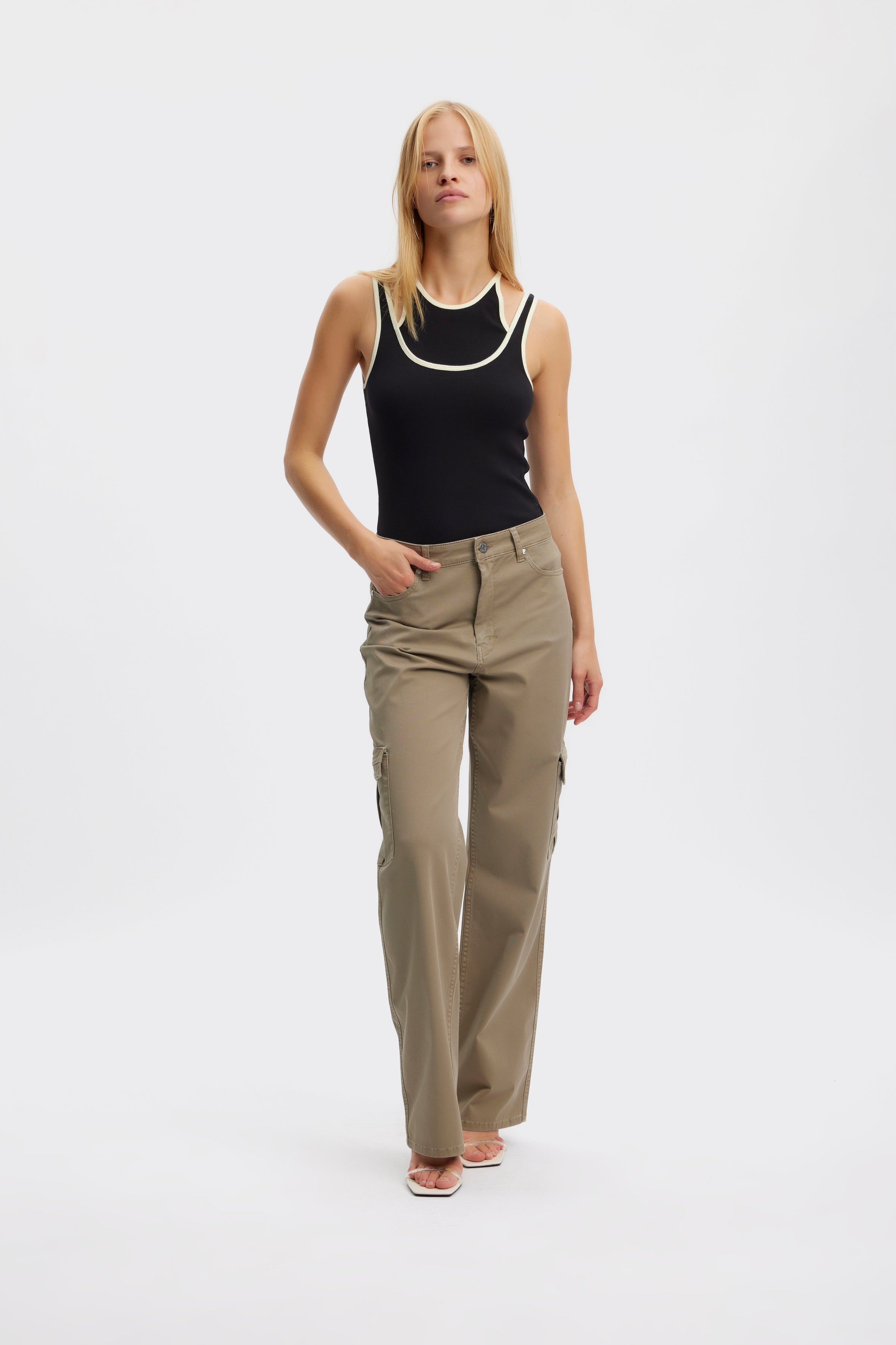 Gestuz Miri Top Black