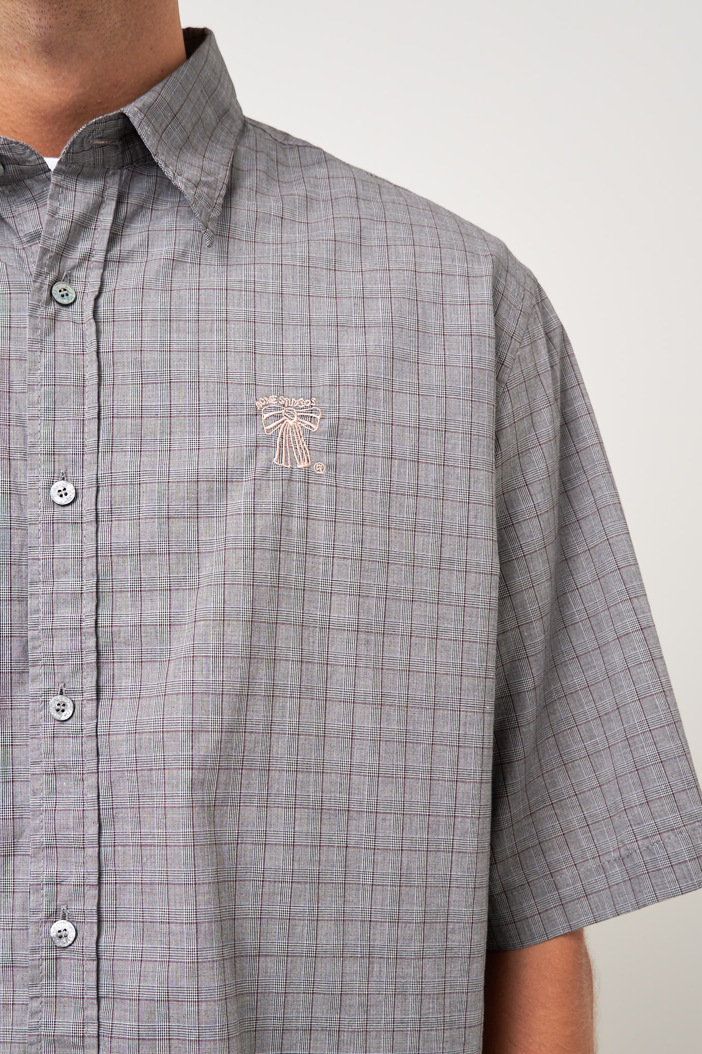 Short Sleeve Button-Up Shirt Grey