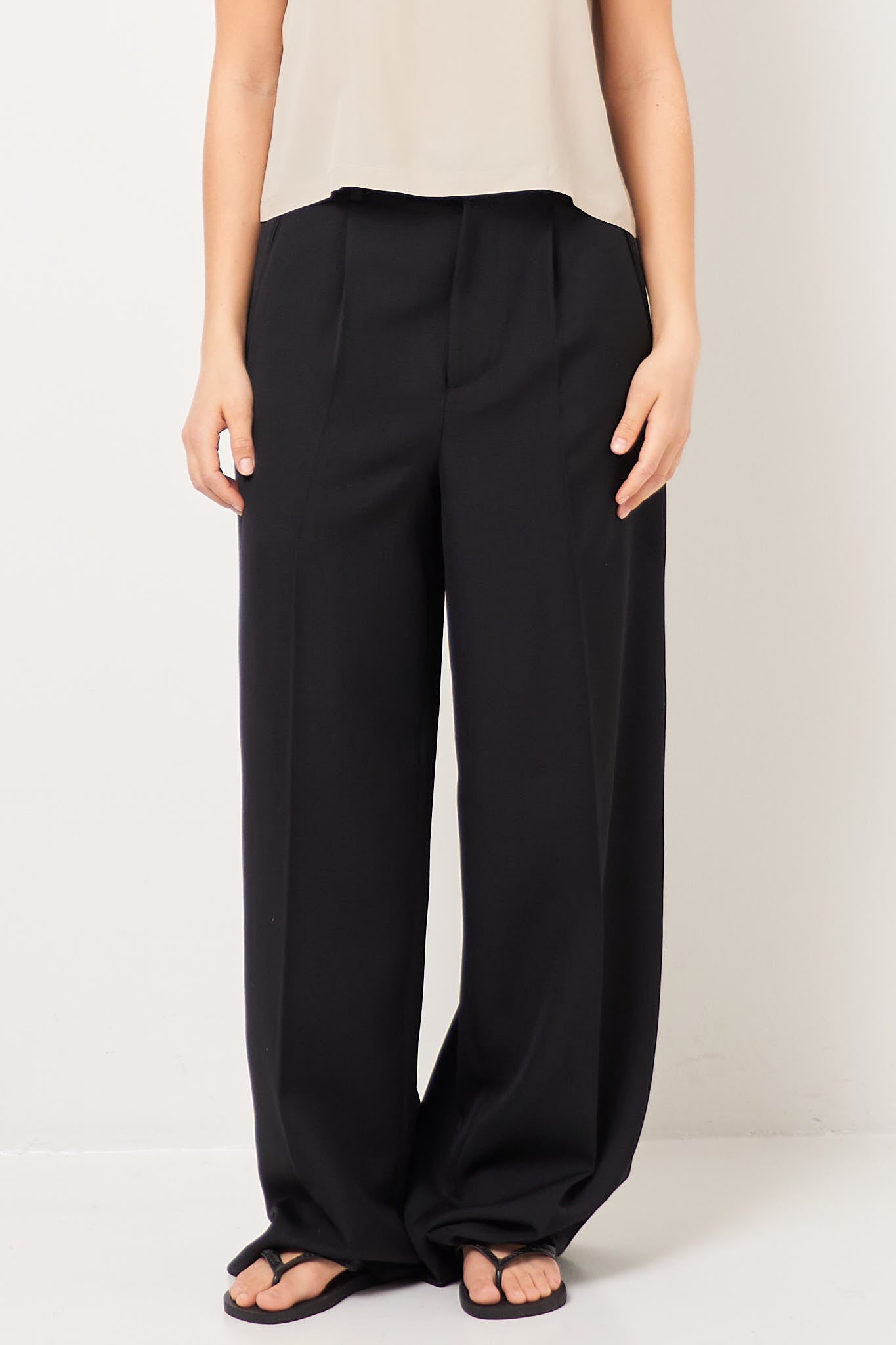 Thursday Trousers Black Hot på udsalg