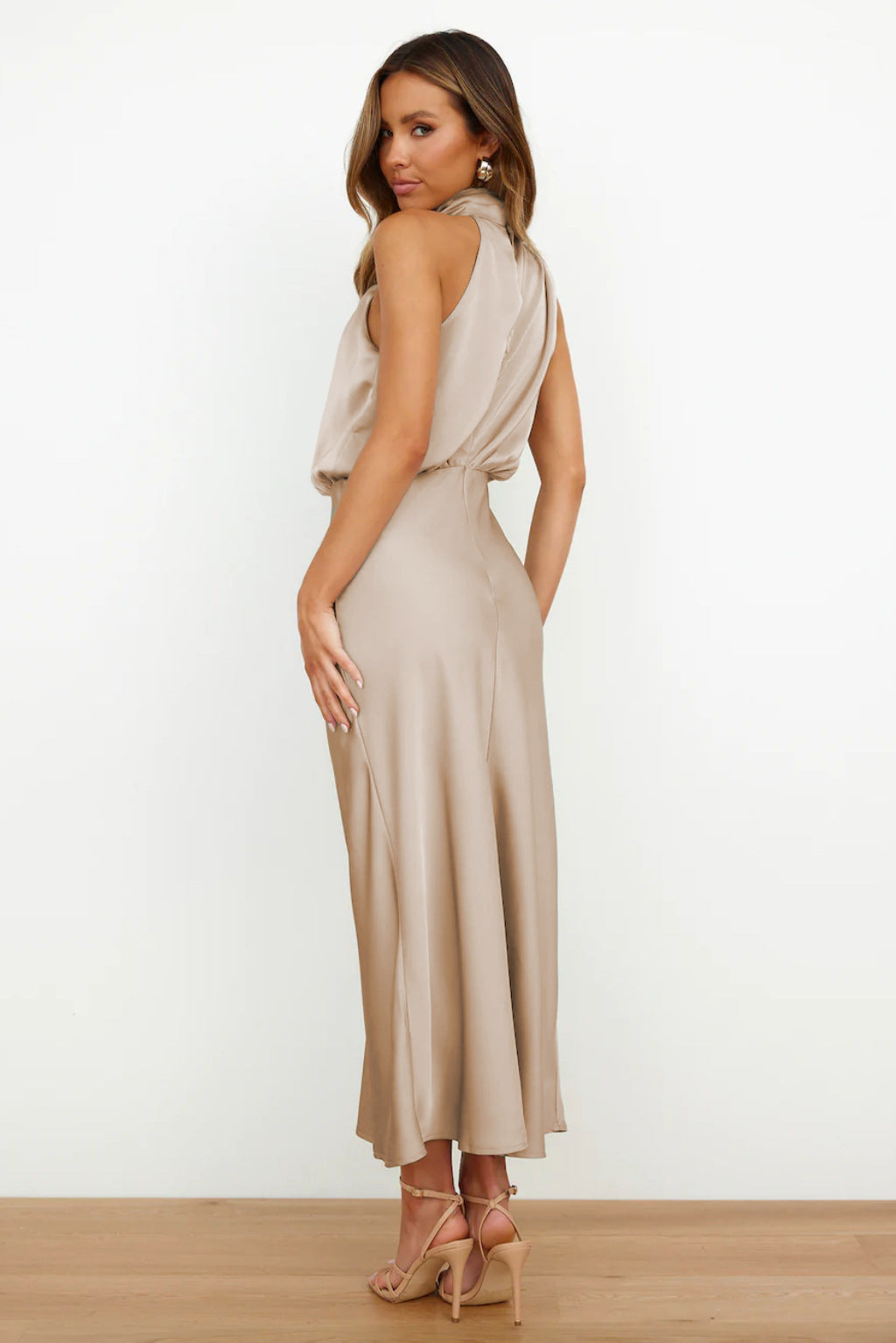 Agnes | Elegante og stilfuld tidløs kjole