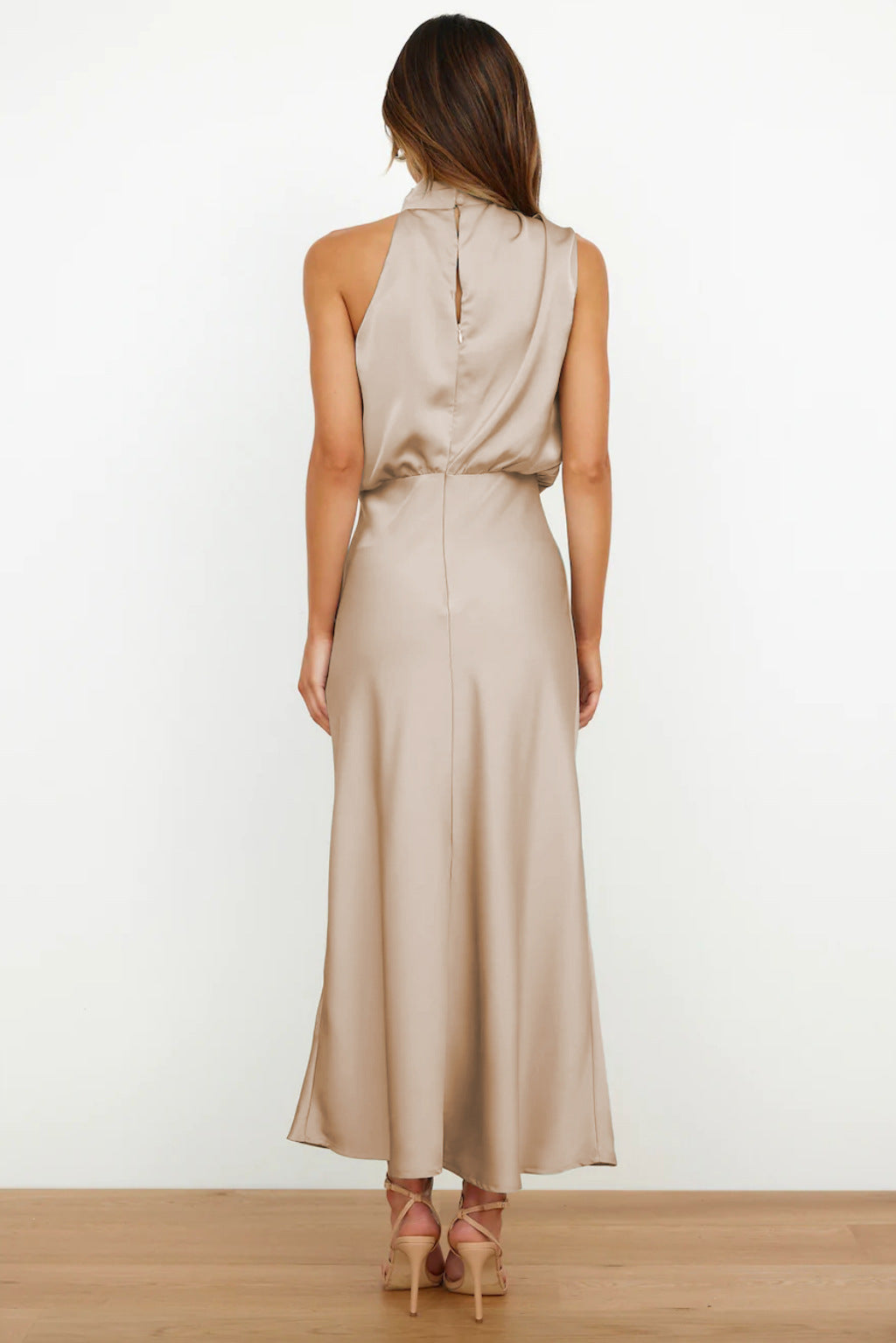 Agnes | Elegante og stilfuld tidløs kjole