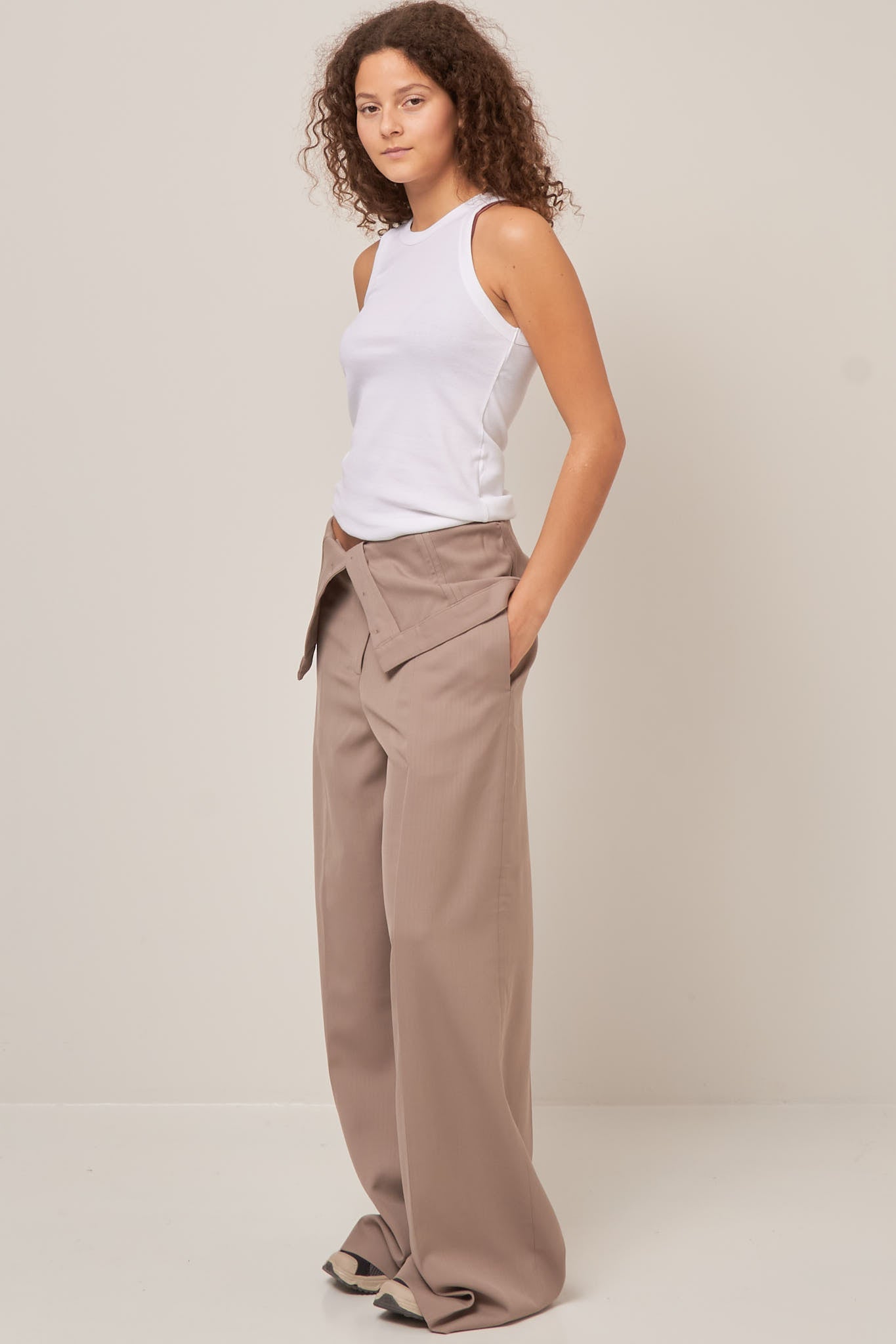Tailored Wool Blend Trousers Cold Beige Online salg