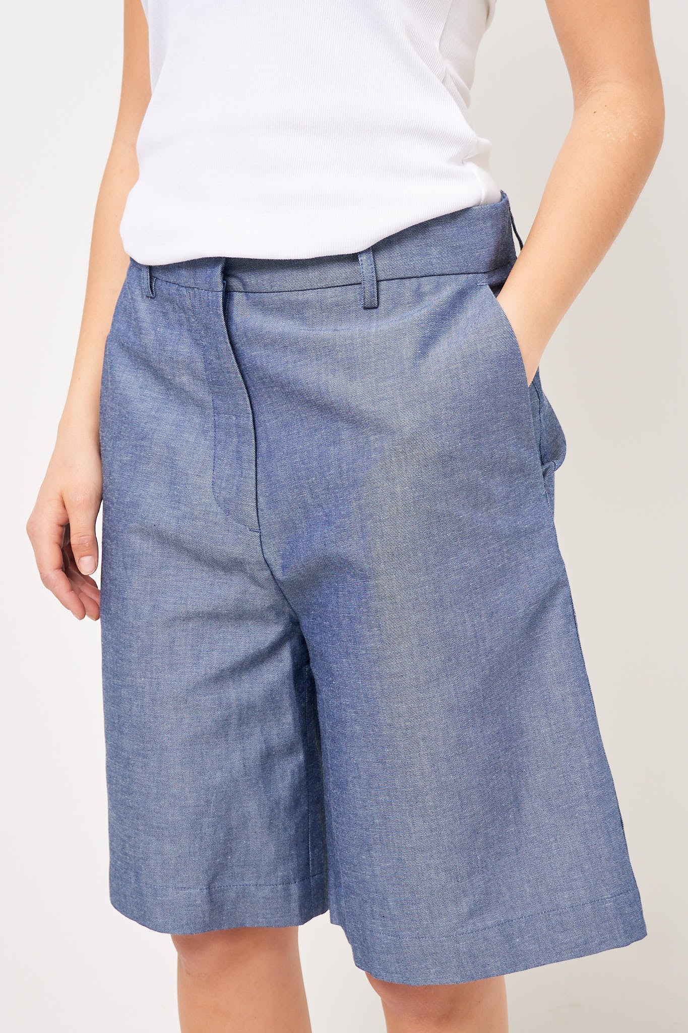 Bea Bermuda Linen Shorts Denim
