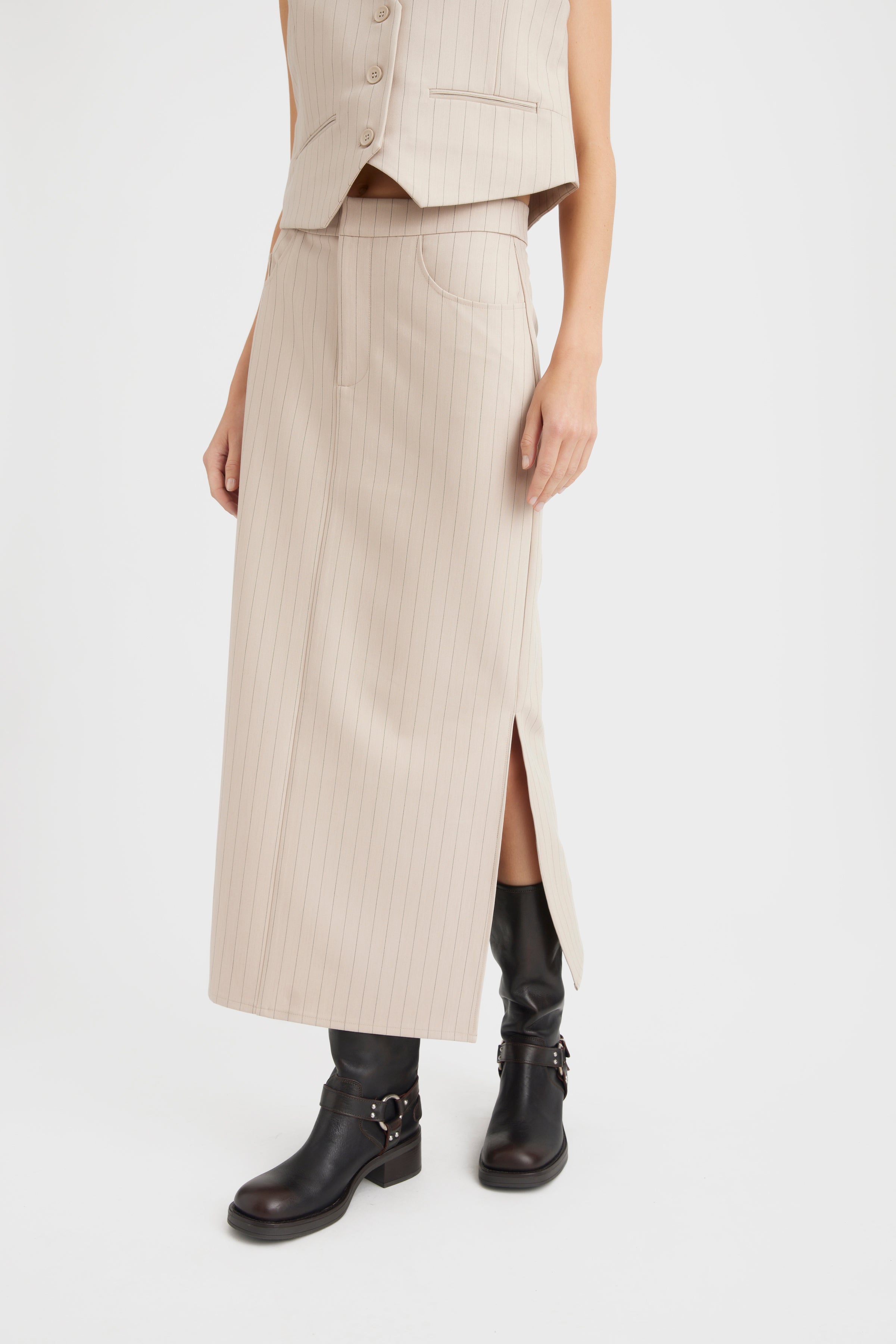 Gestuz Joelle Pinstripe HW Nederdel Sand Pinstripe