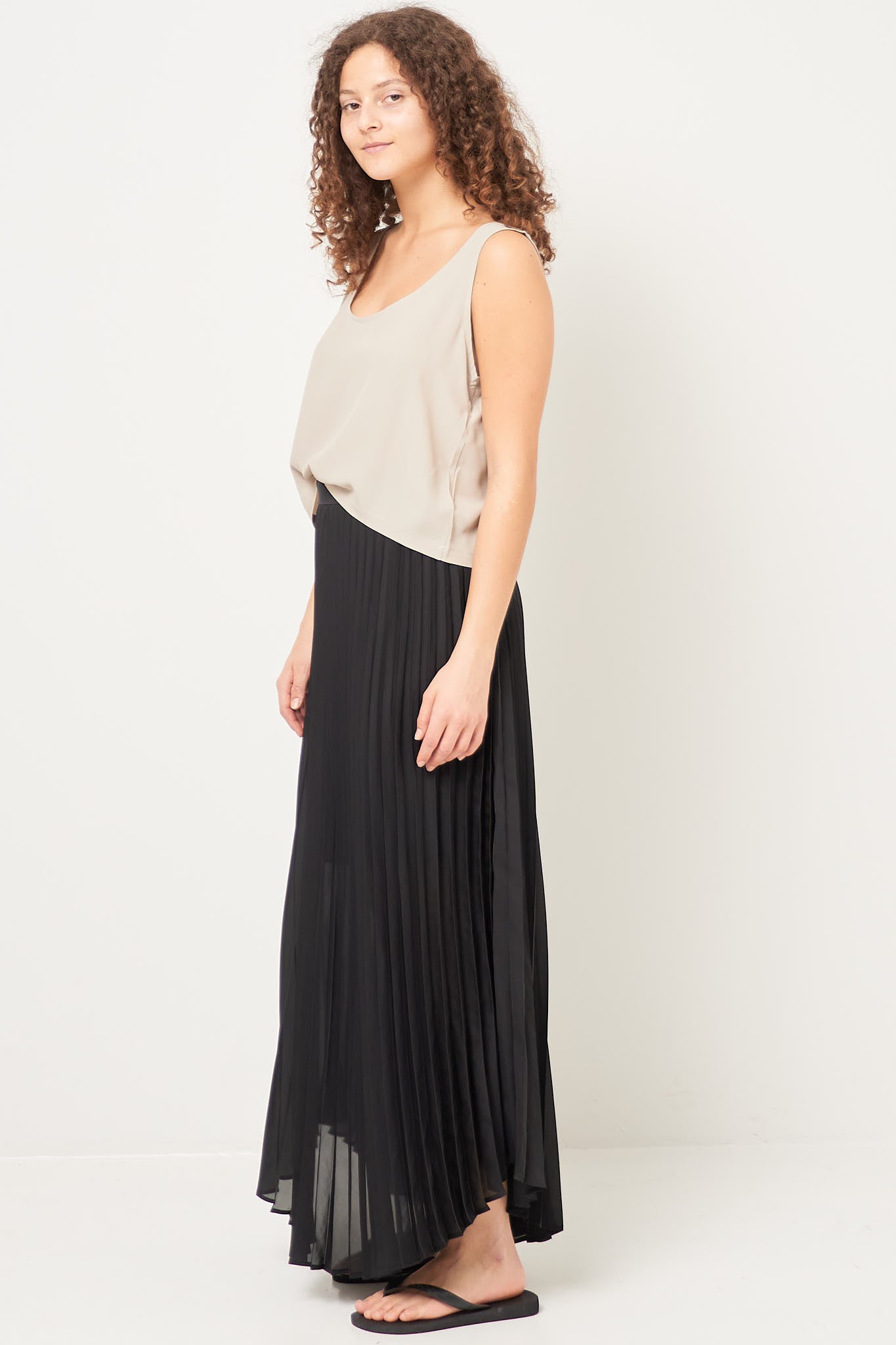 Pleated Skirt Black Online nu