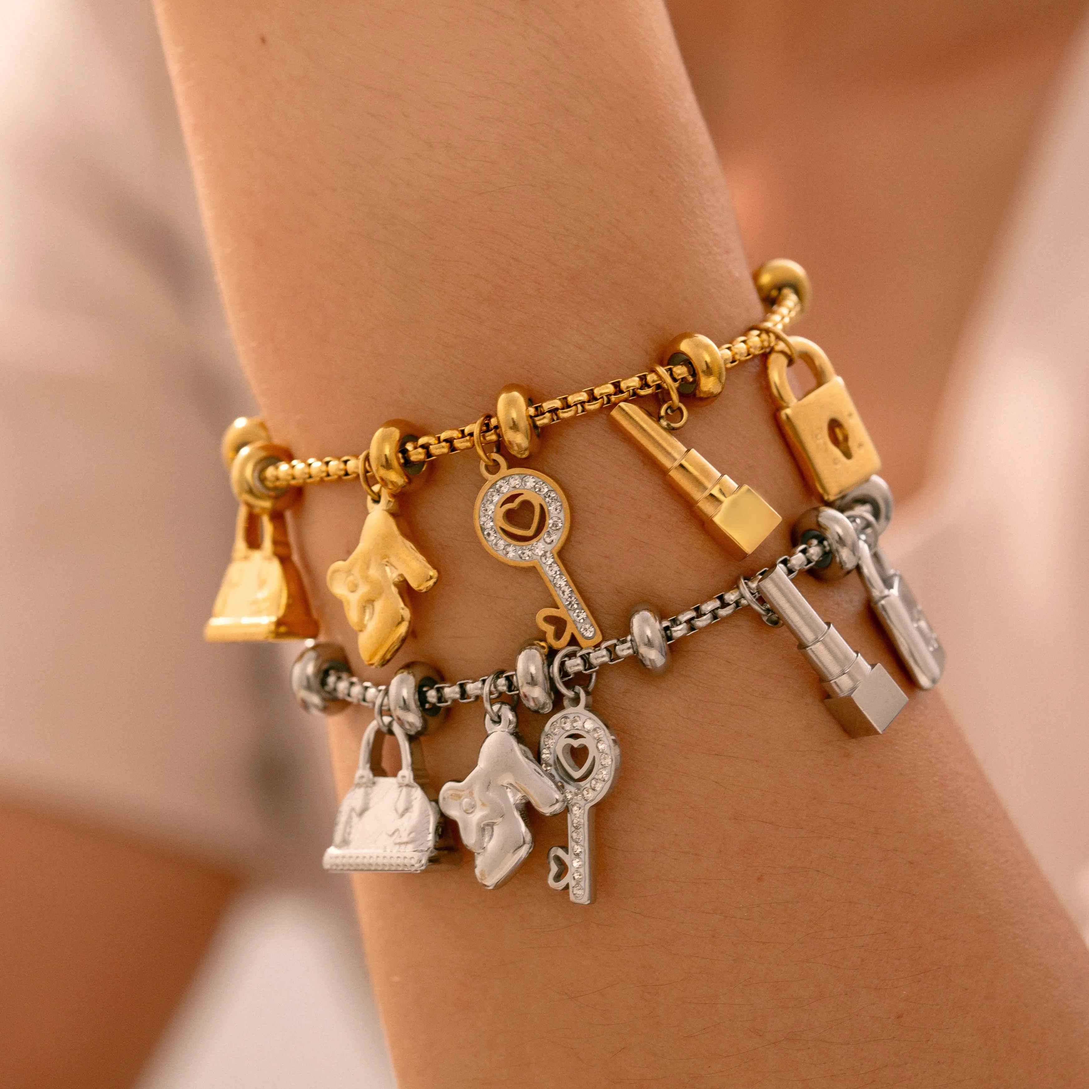 Tilde | Charm-armbånd Udsalg