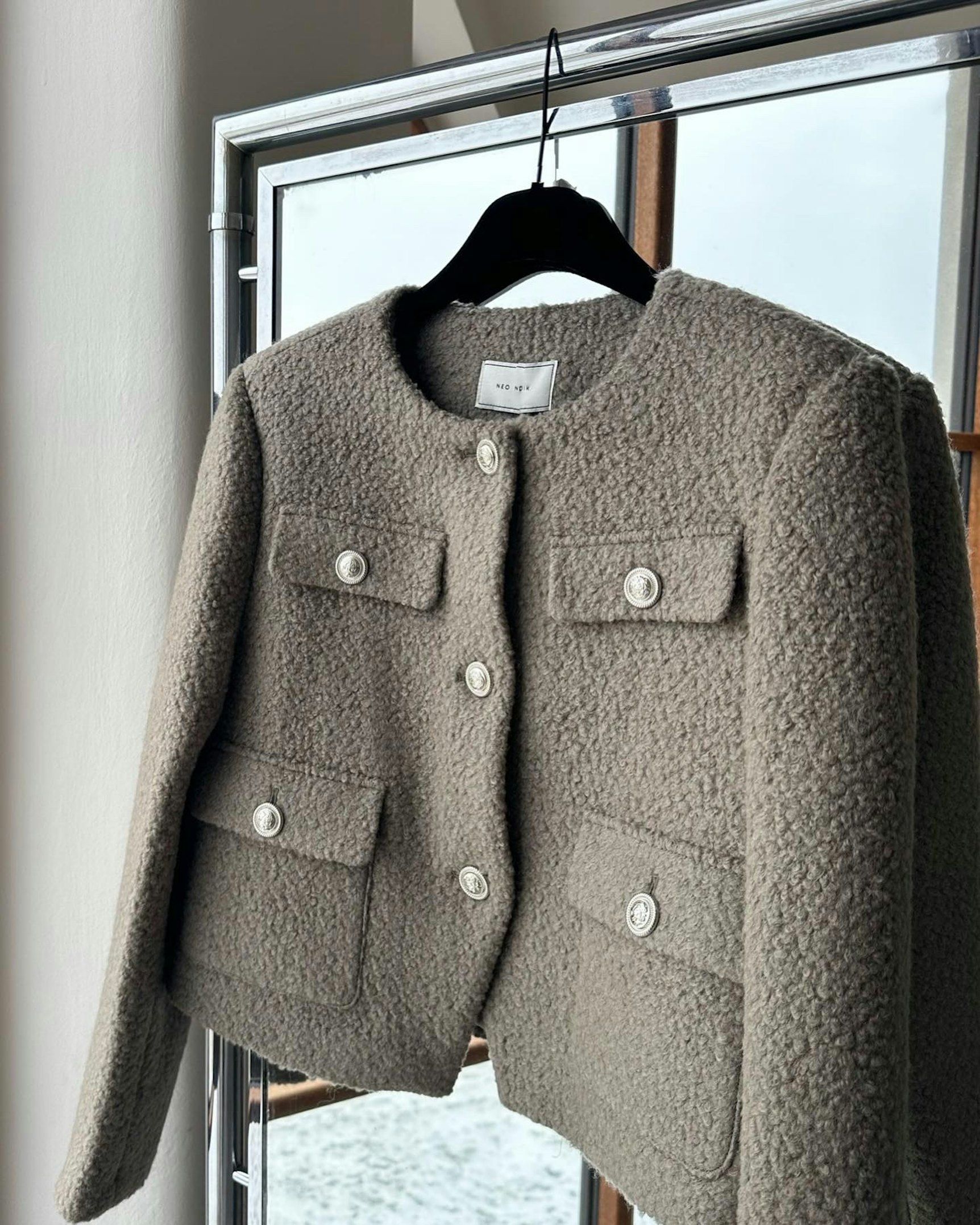 Neo Noir Holly Structure Jakke Warm Grey Hot på udsalg