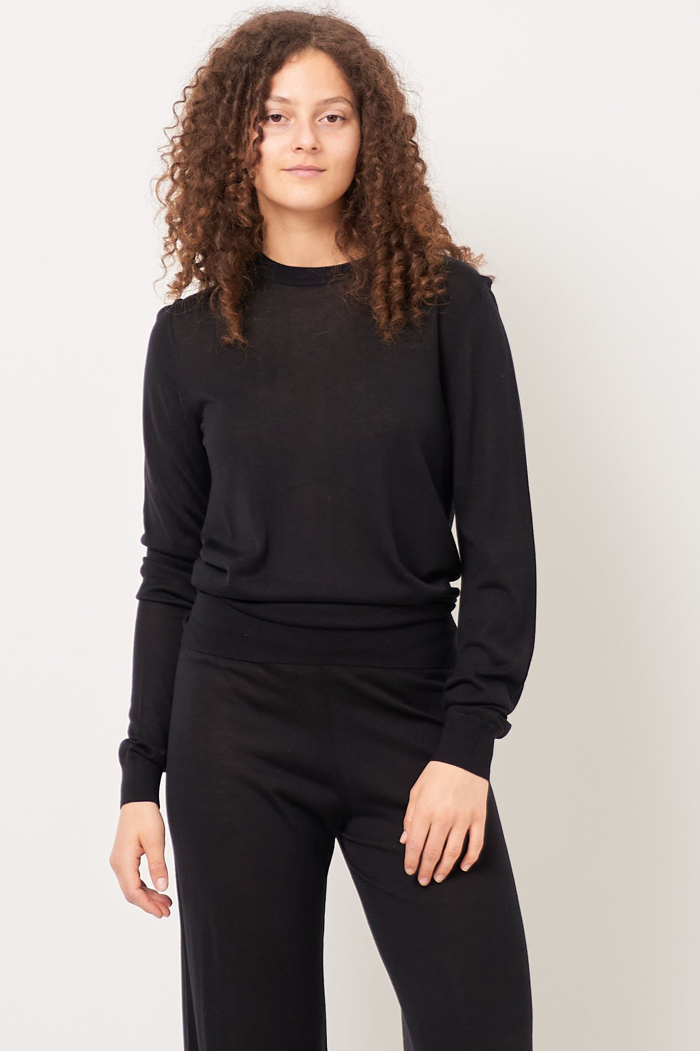 Fine Crew-Neck Knit Black