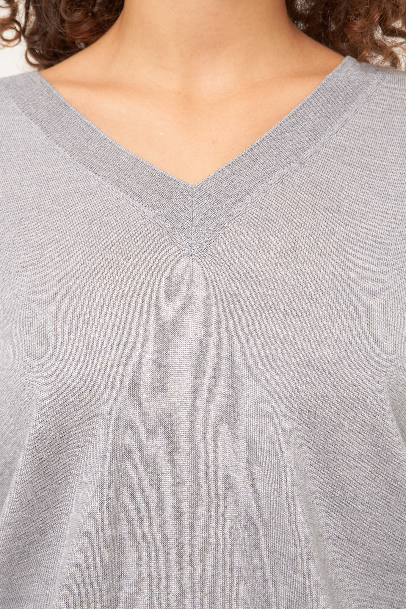 Ebba Wool Silk V-Neck City Grey Mode
