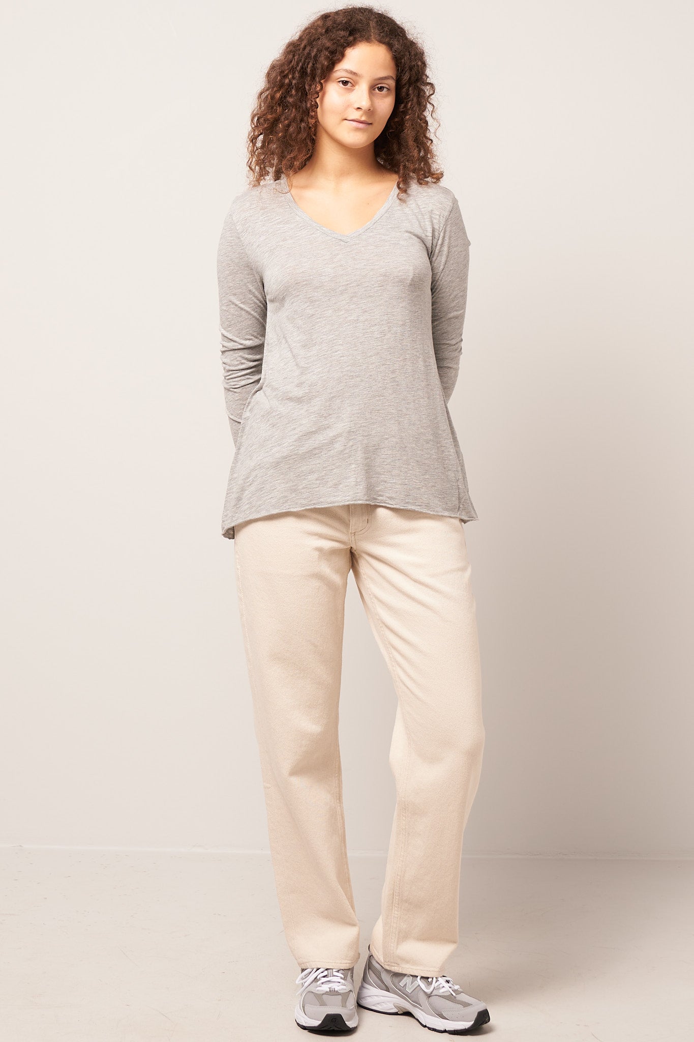 Jacksonville V-neck LS T-shirt Heather Grey Hot på udsalg