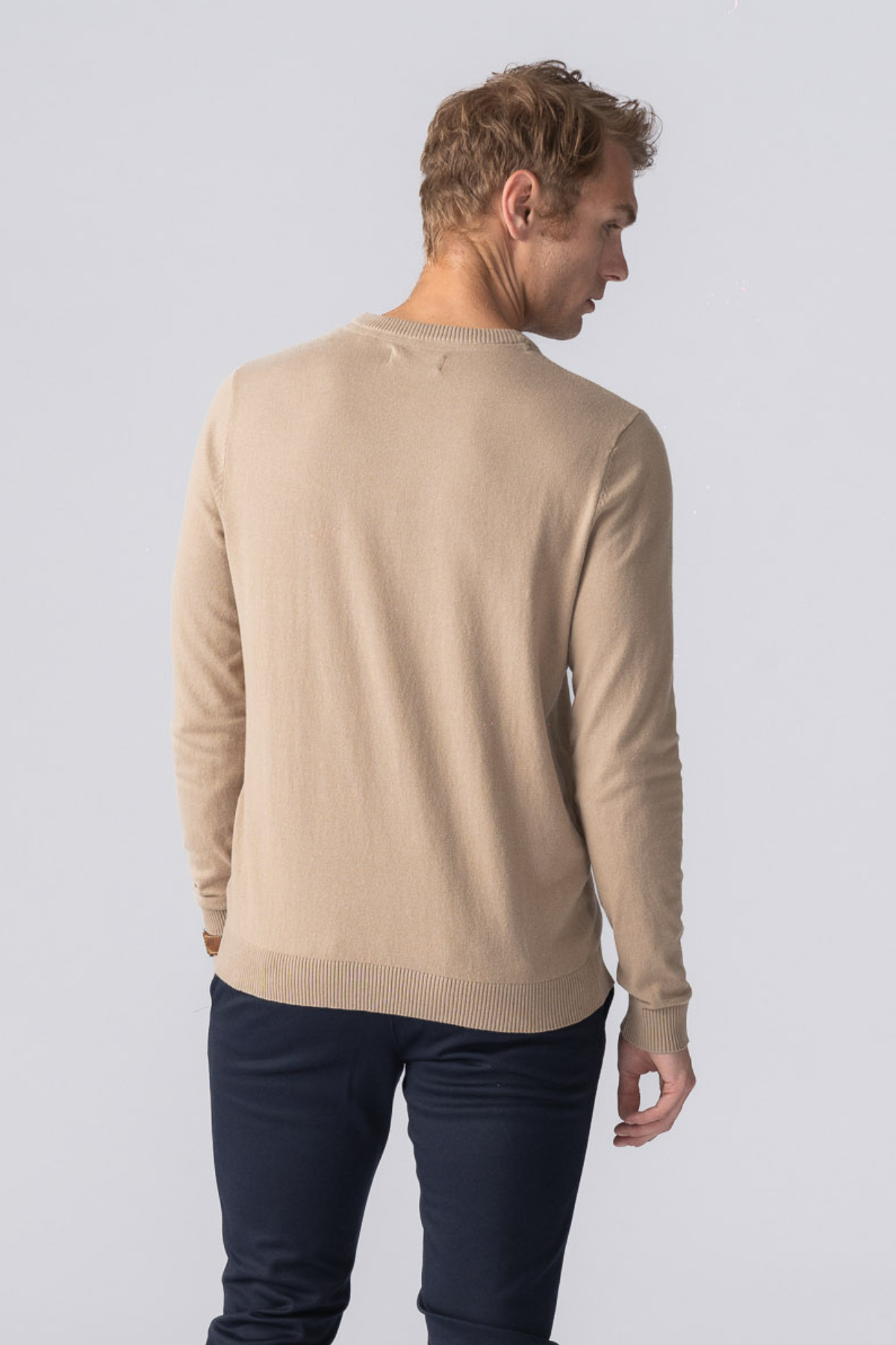 pullover-rundhals-sand_3.png Pullover Rundhals - Sand