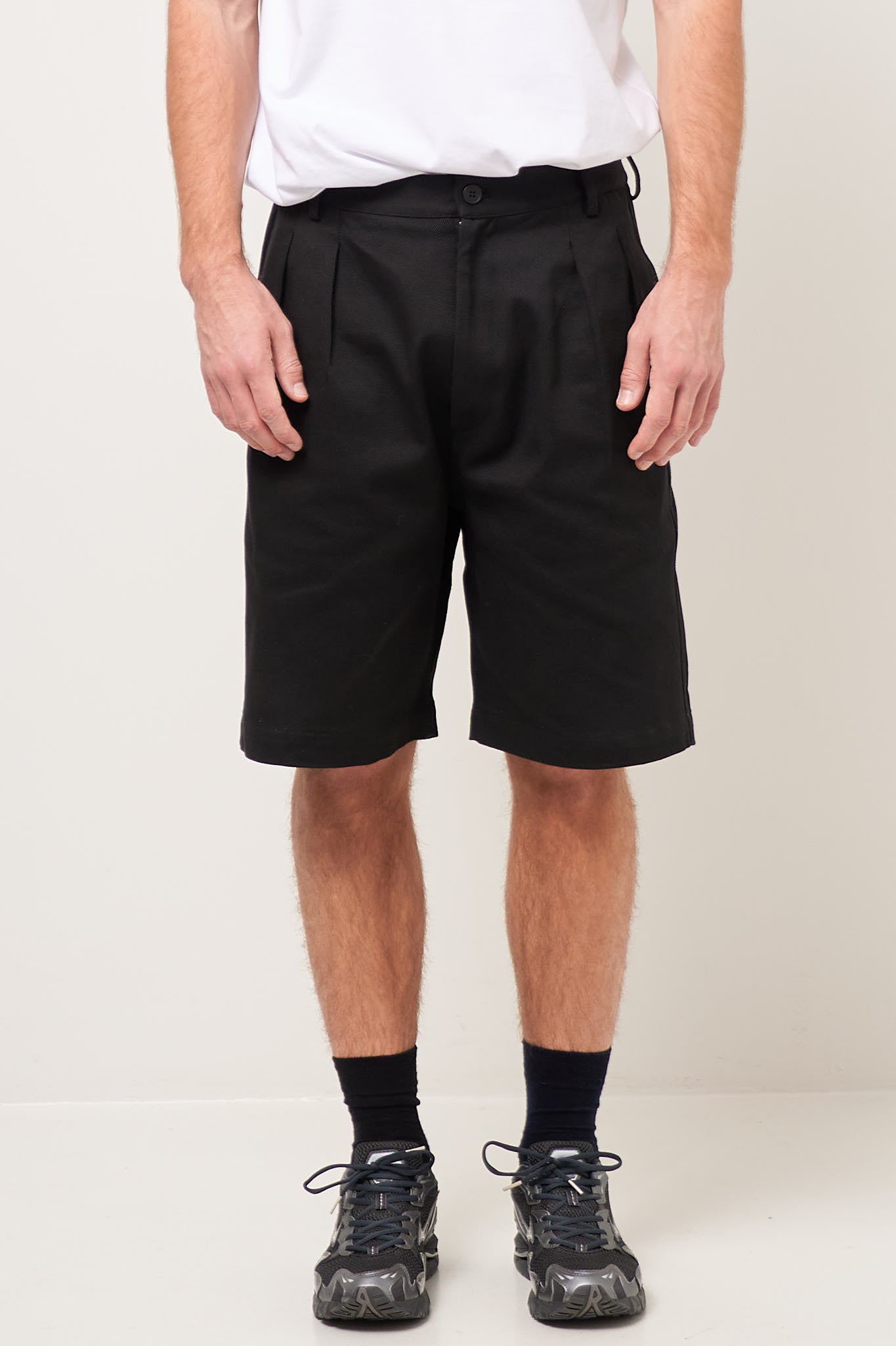 Fold Shorts Black Twill