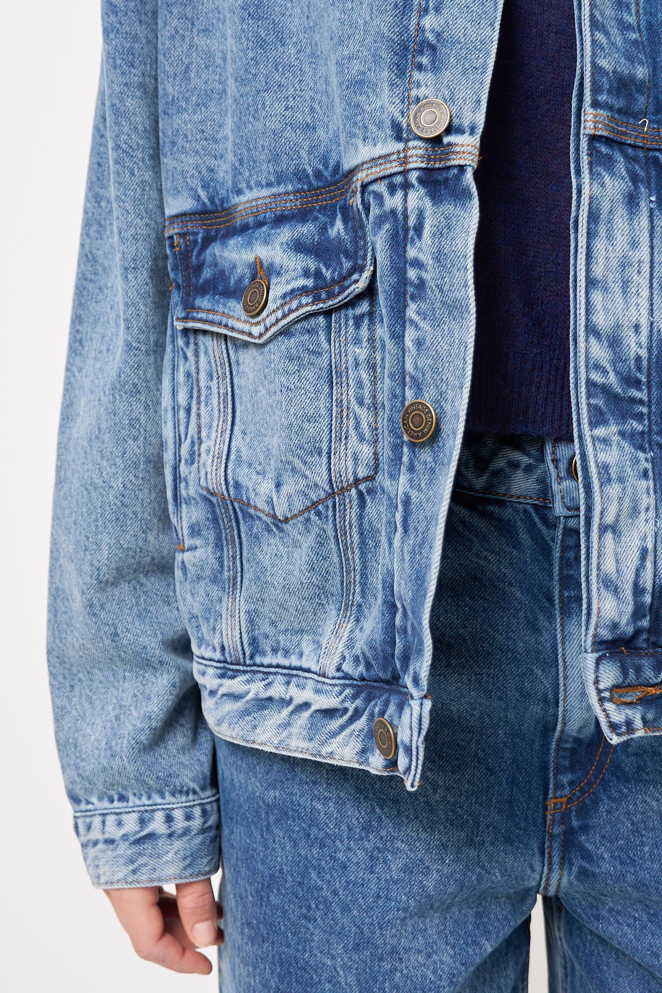 Joybird Jacket Stone Mode