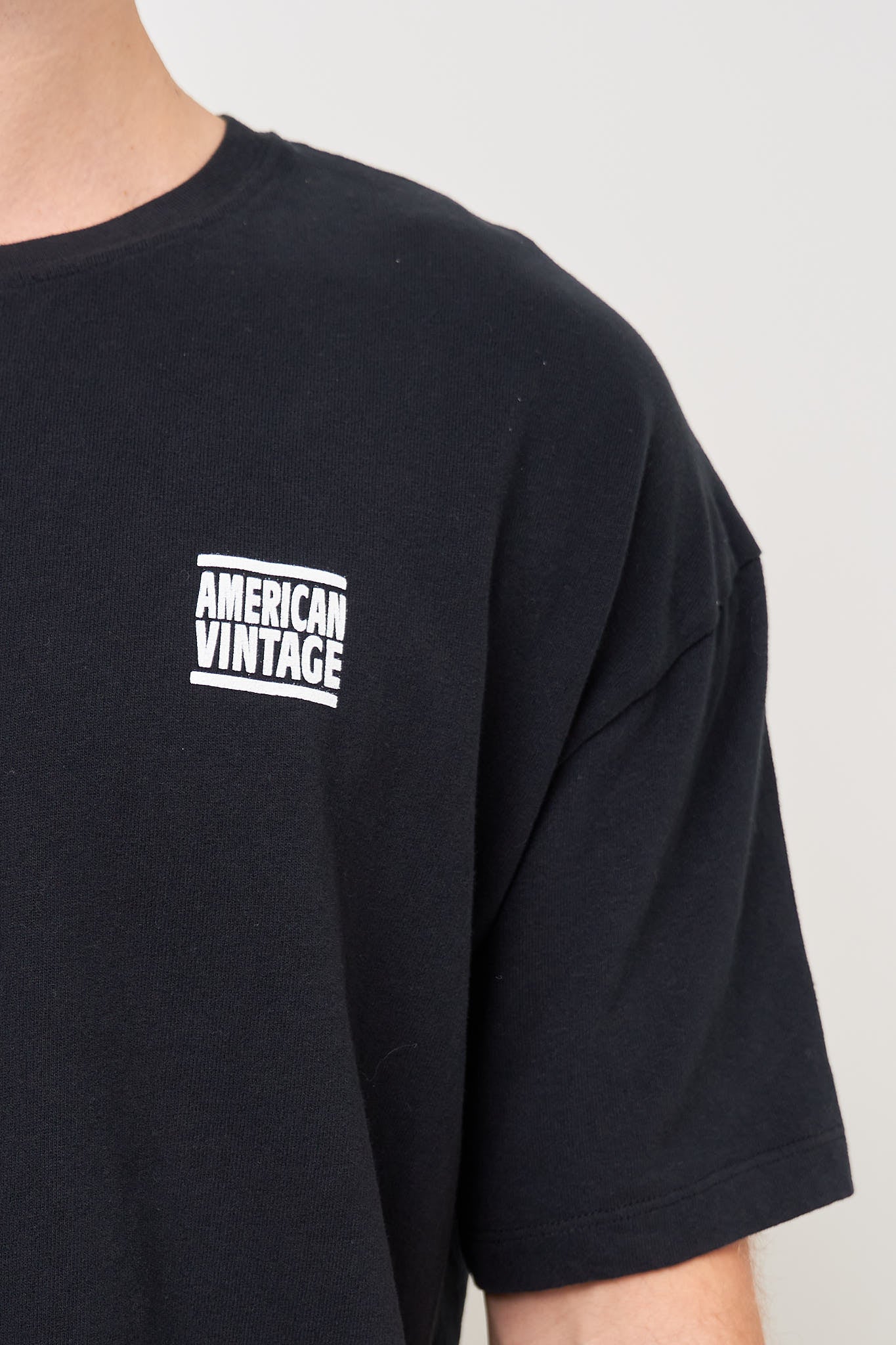 Ykobow T-shirt Darkness