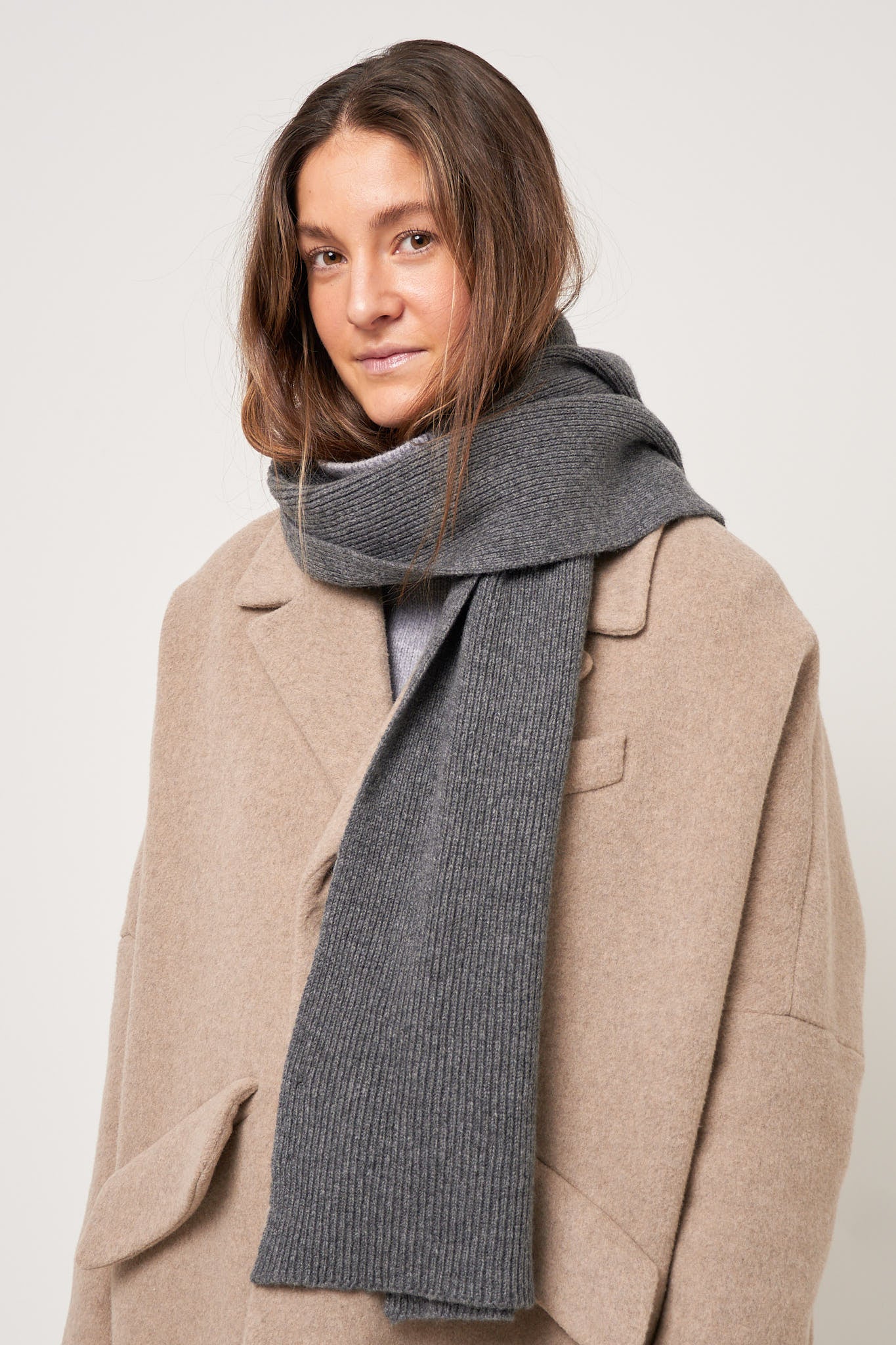 Windsor Cashmere Scarf Anthracite