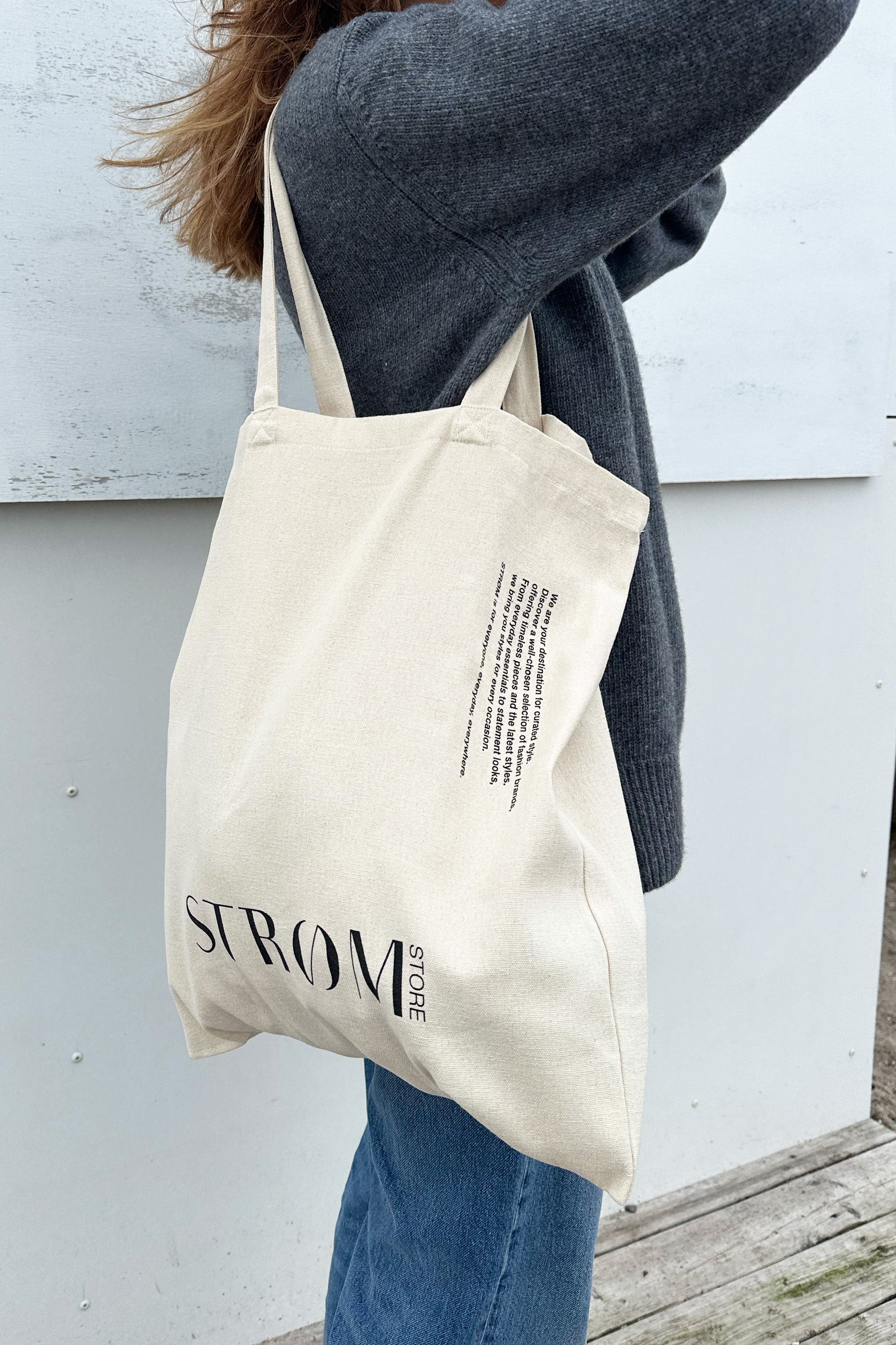 STRØM Everyday Tote bag Black