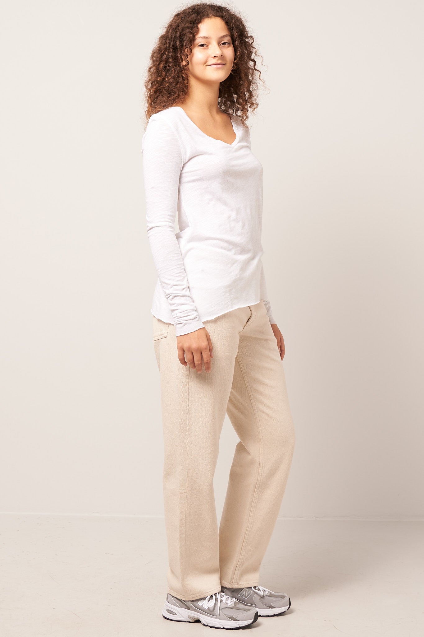Jacksonville V-neck LS T-shirt White Online