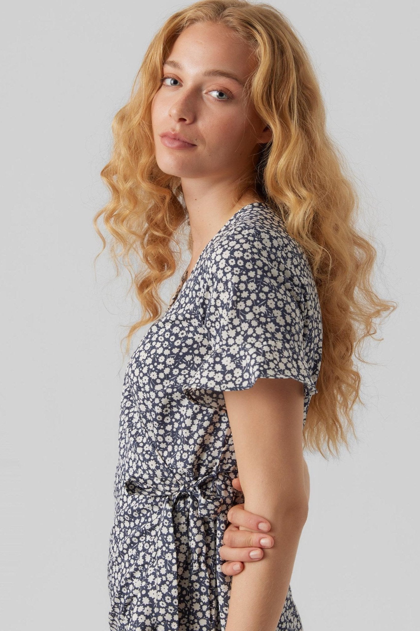 Henna Mini Wrap Kjole - China Blue Online