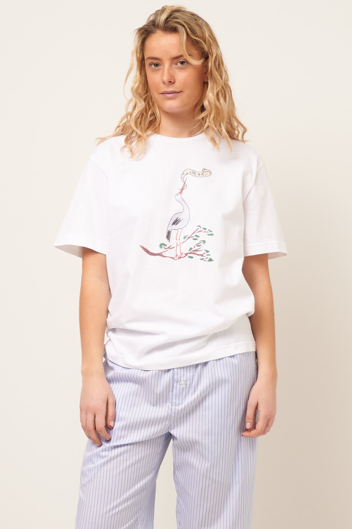 Stork with Banner T-Shirt Levere