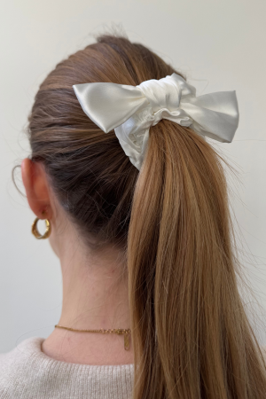 Bow Scrunchie - Hvid Rabat